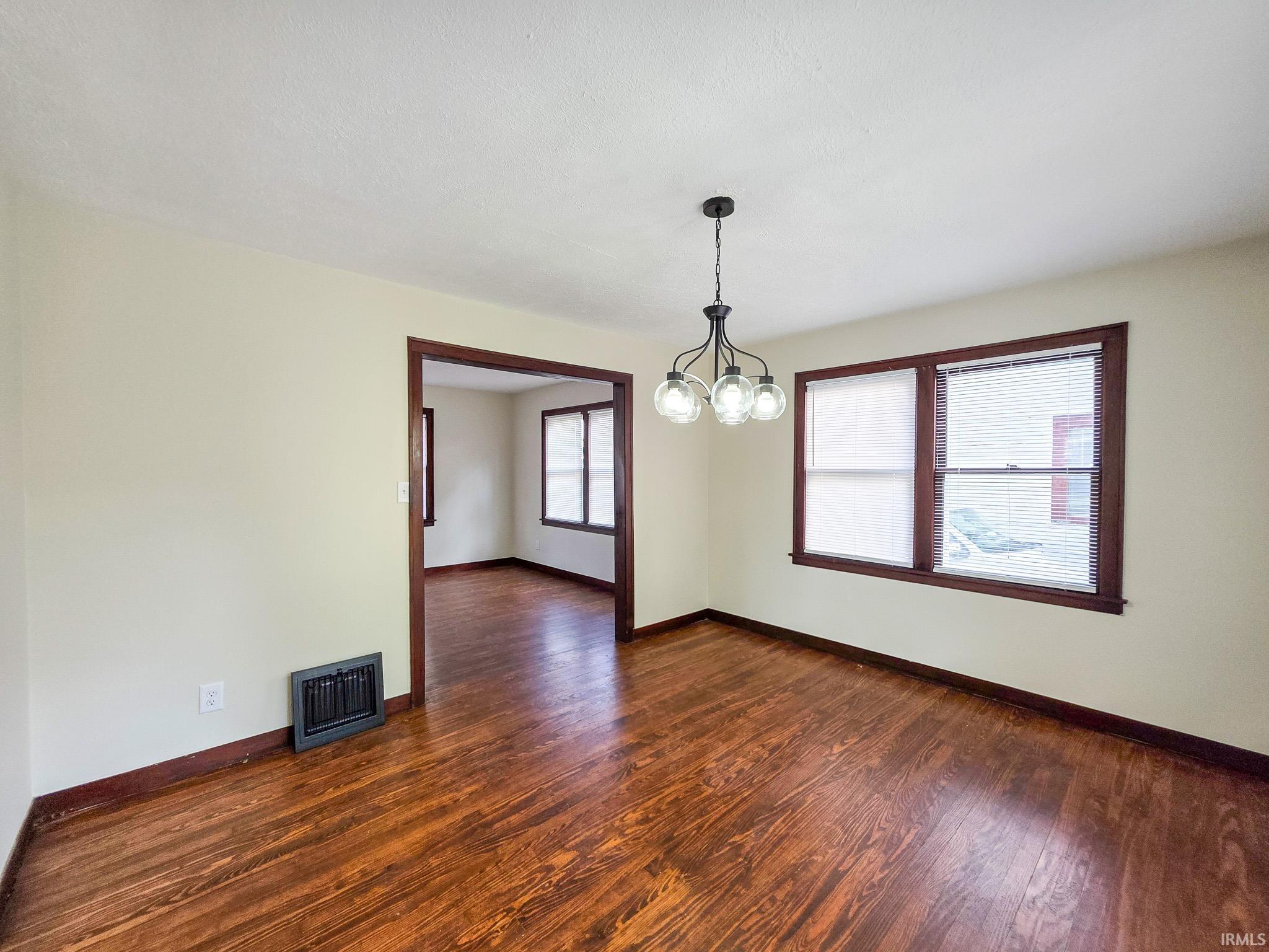 109 N Indiana Avenue Goshen IN 46526