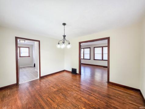 109 N Indiana Avenue Goshen IN 46526