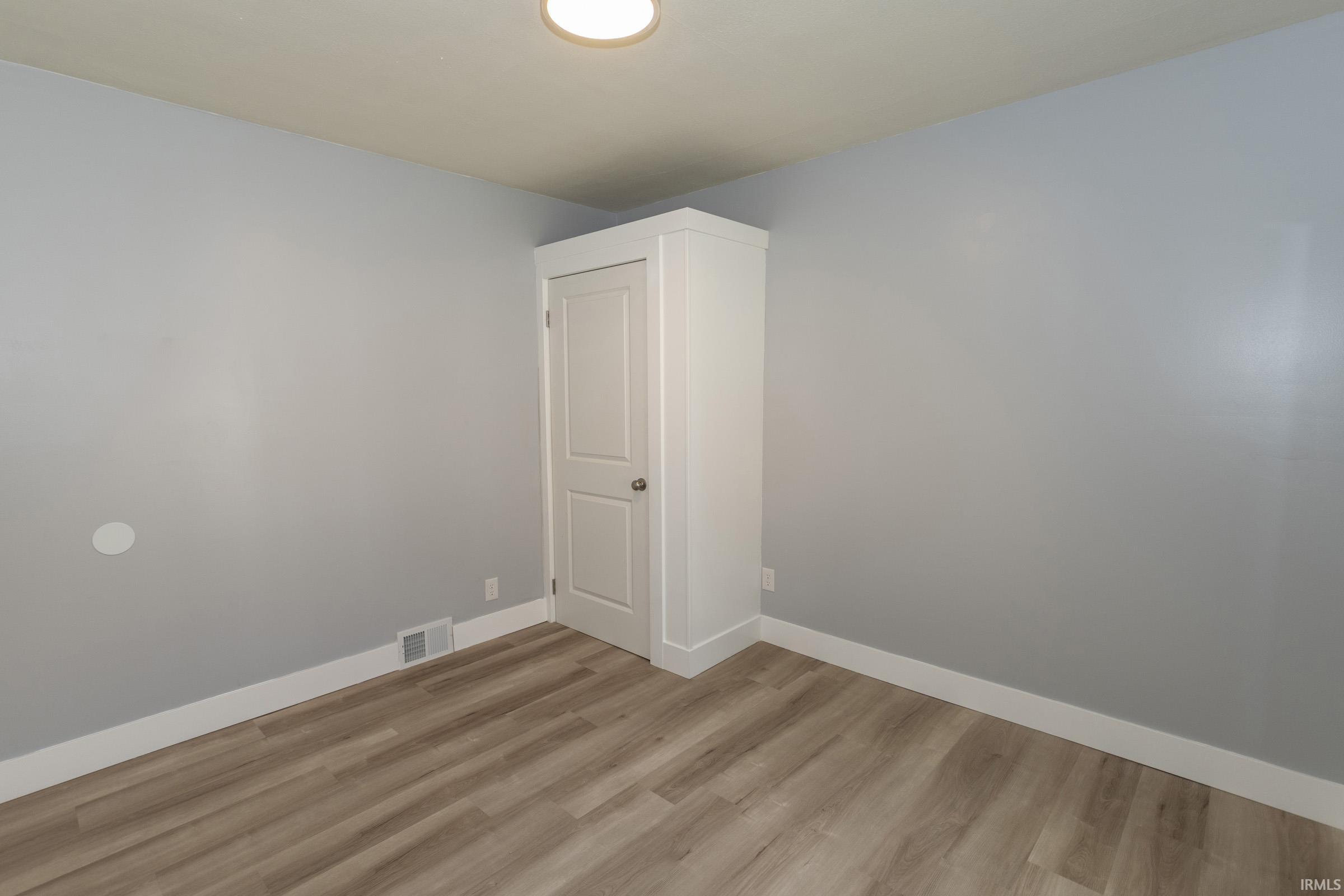 1322 Johnson Street South Bend IN 46628