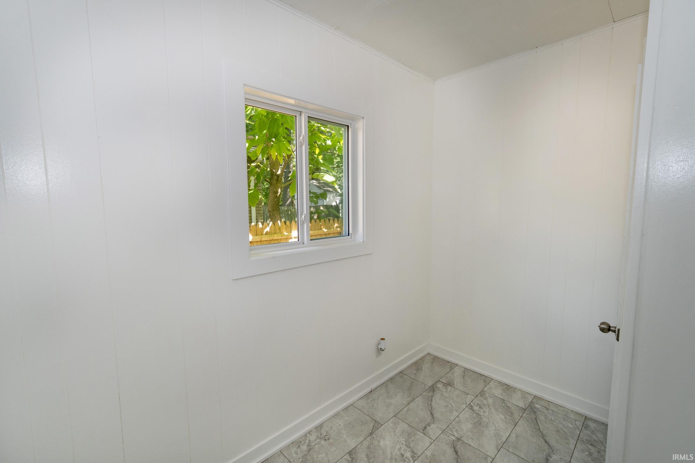 1322 Johnson Street South Bend IN 46628