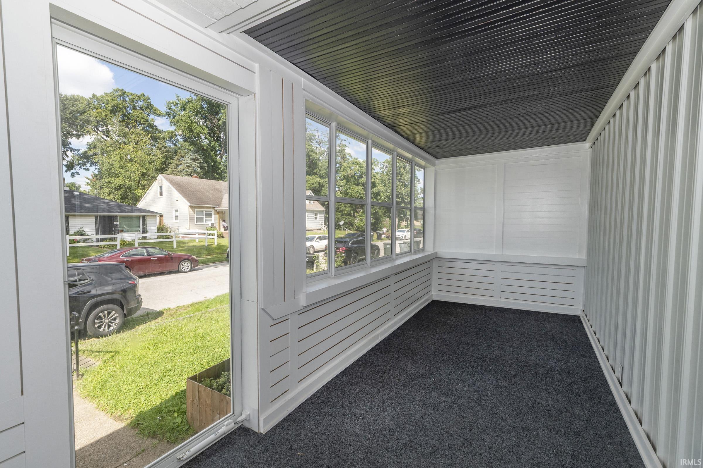 1322 Johnson Street South Bend IN 46628