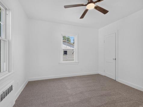 2315 Kenwood Avenue Fort Wayne IN 46805
