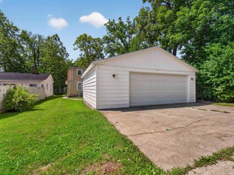 2315 Kenwood Avenue Fort Wayne IN 46805