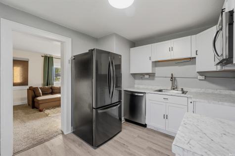 113 S 12th Street Elwood IN 46036