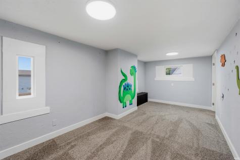 113 S 12th Street Elwood IN 46036