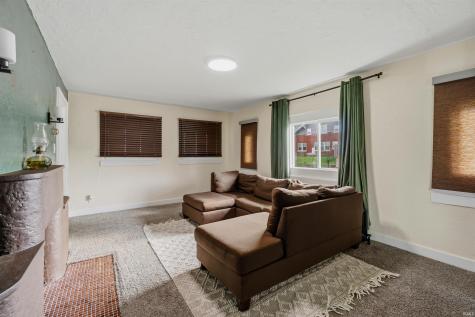 113 S 12th Street Elwood IN 46036