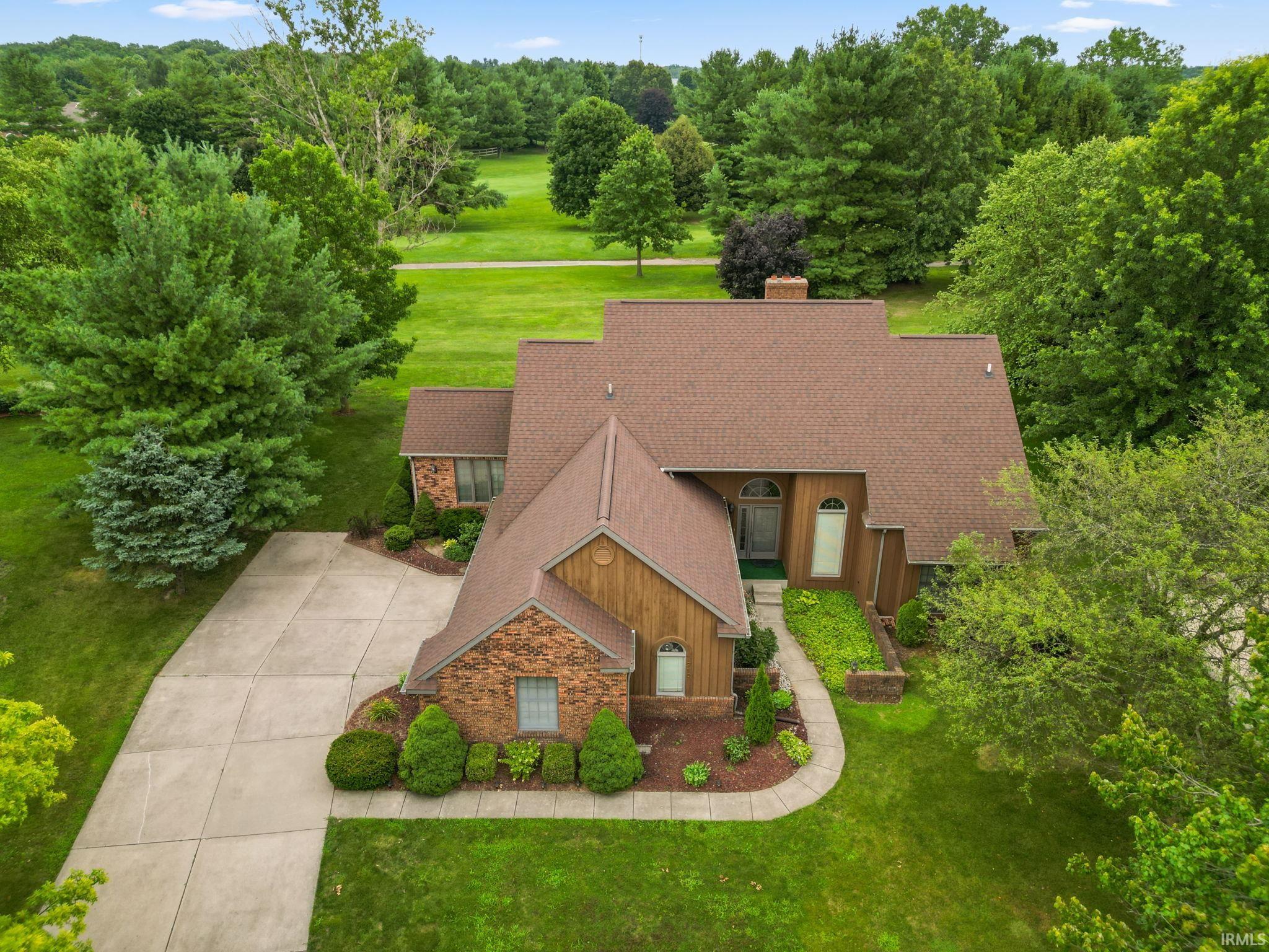 910 Foxbriar Lane Goshen IN 46526