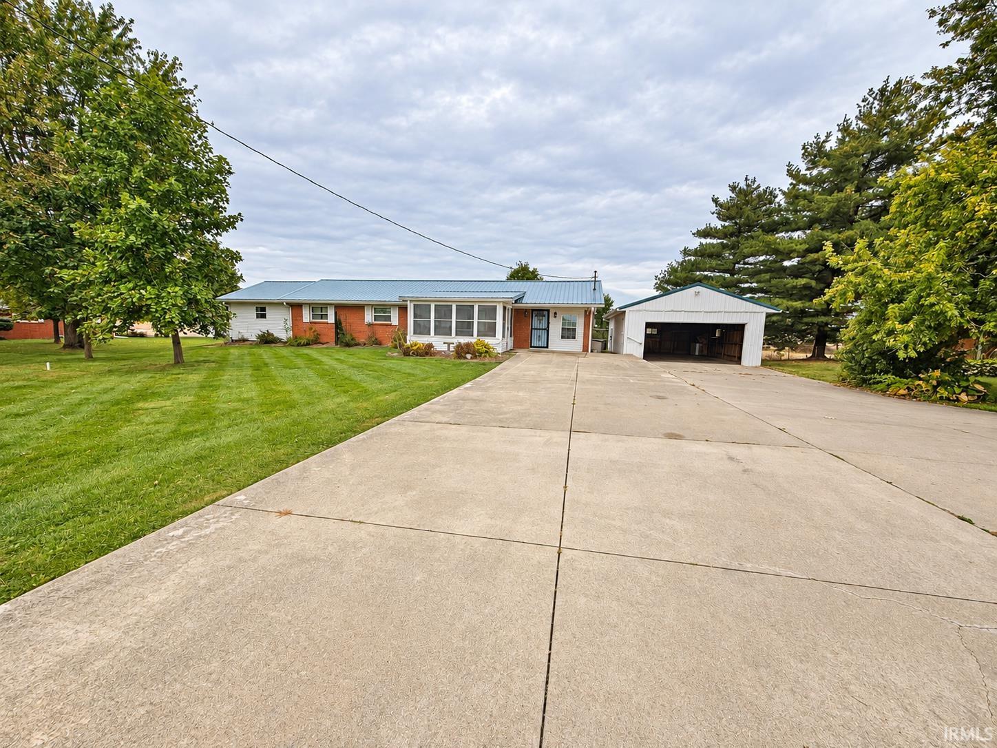 654 N State Road 29 Highway Michigantown IN 46057