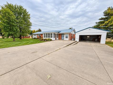 654 N State Road 29 Highway Michigantown IN 46057