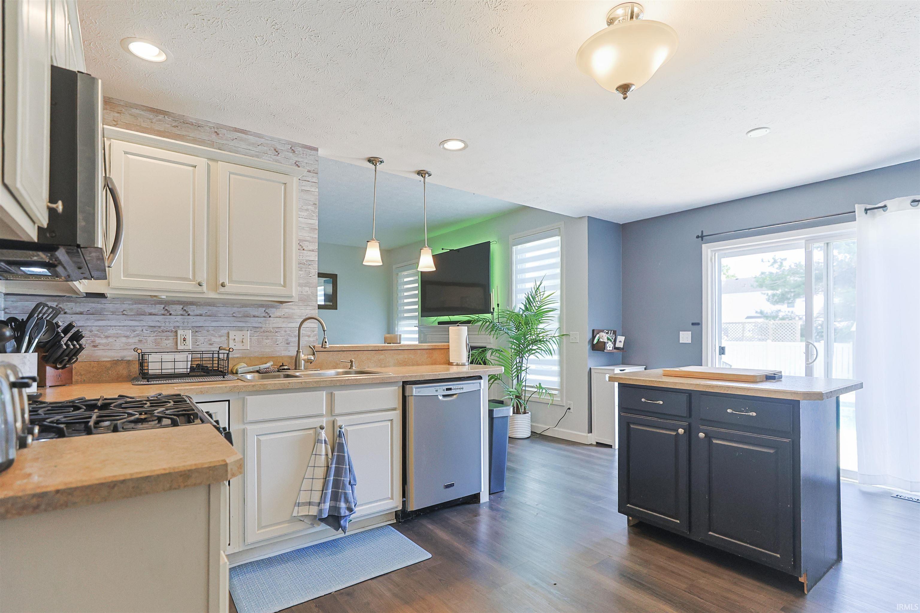 3935 Harrison Creek Court Mishawaka IN 46544