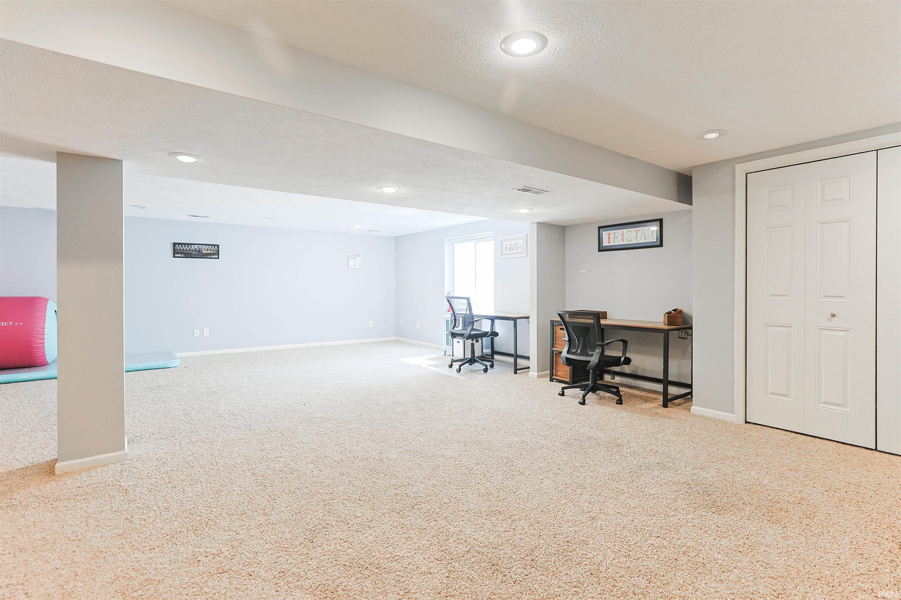 3935 Harrison Creek Court Mishawaka IN 46544