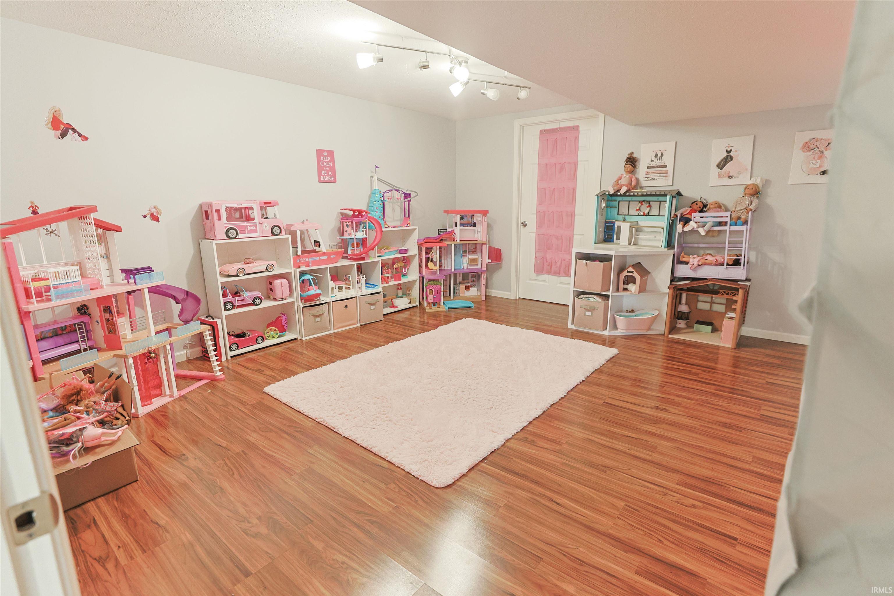3935 Harrison Creek Court Mishawaka IN 46544