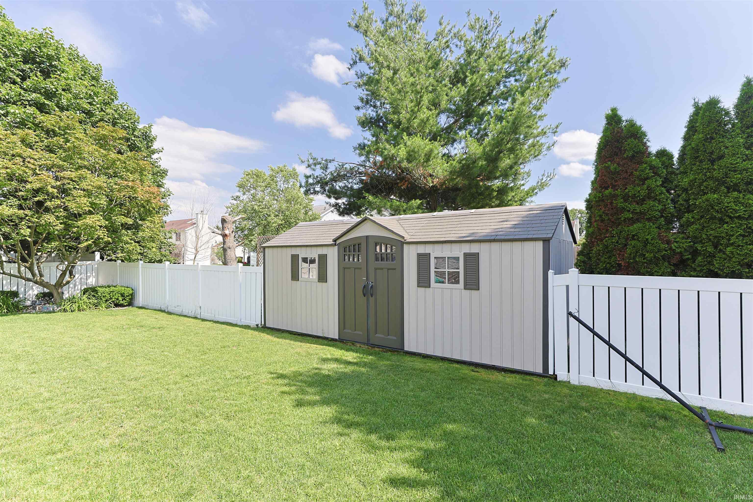 3935 Harrison Creek Court Mishawaka IN 46544