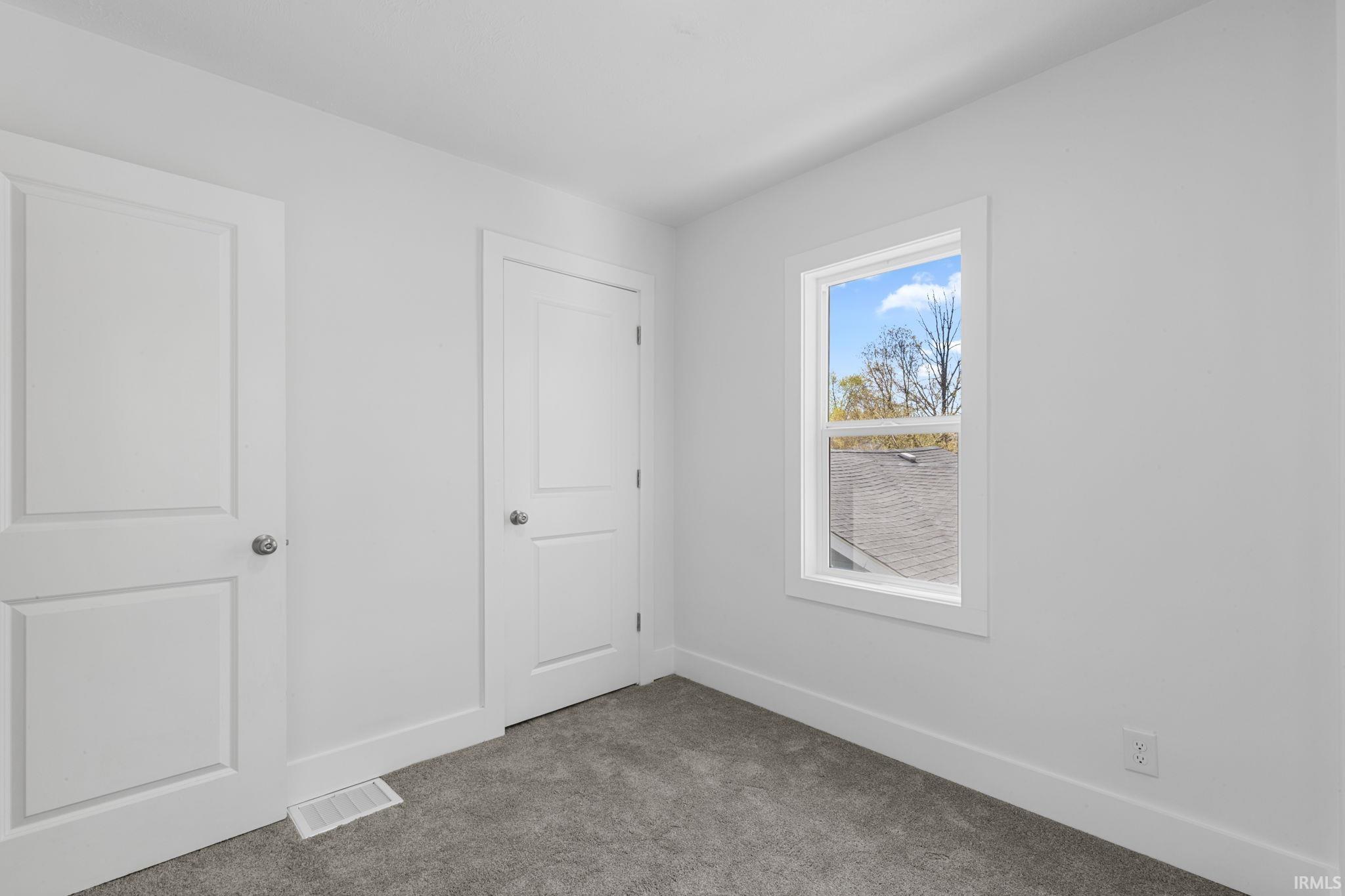 182 S Shore Drive Elkhart IN 46516