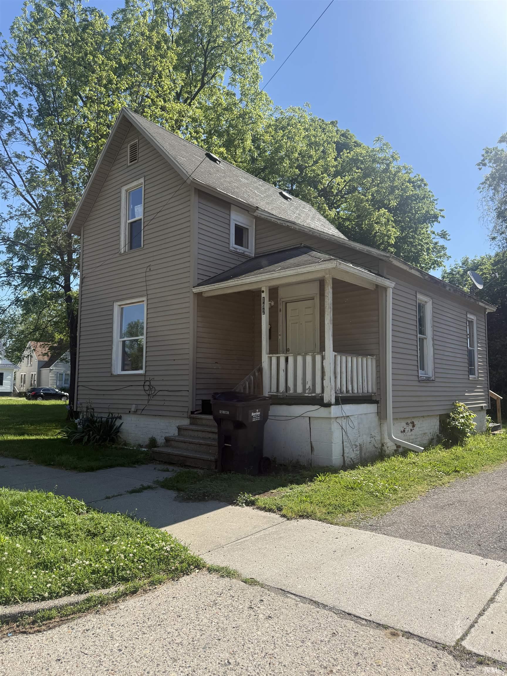 192 N 6th Street Elkhart IN 46516