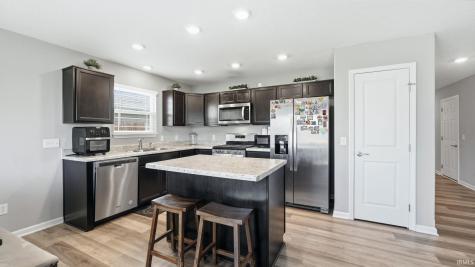 4876 Little Colorado Cove Fort Wayne IN 46808