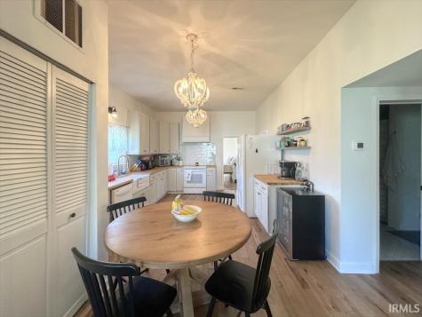 635 S Central Street Atlanta IN 46031