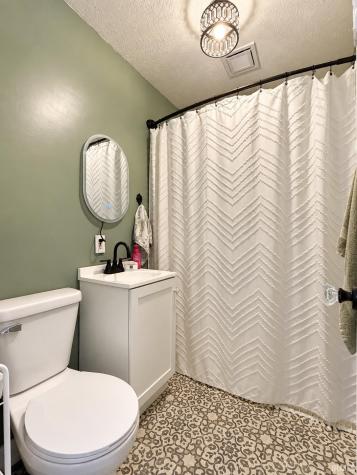 207 E 9th Street Jonesboro IN 46938
