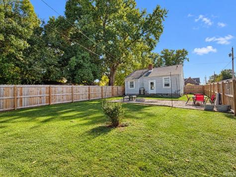 207 E 9th Street Jonesboro IN 46938
