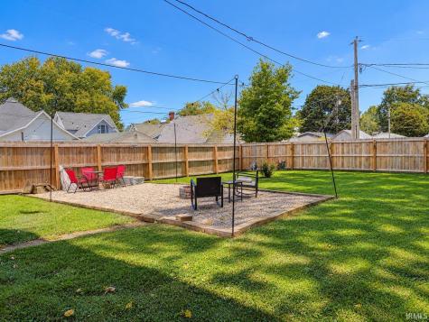 207 E 9th Street Jonesboro IN 46938