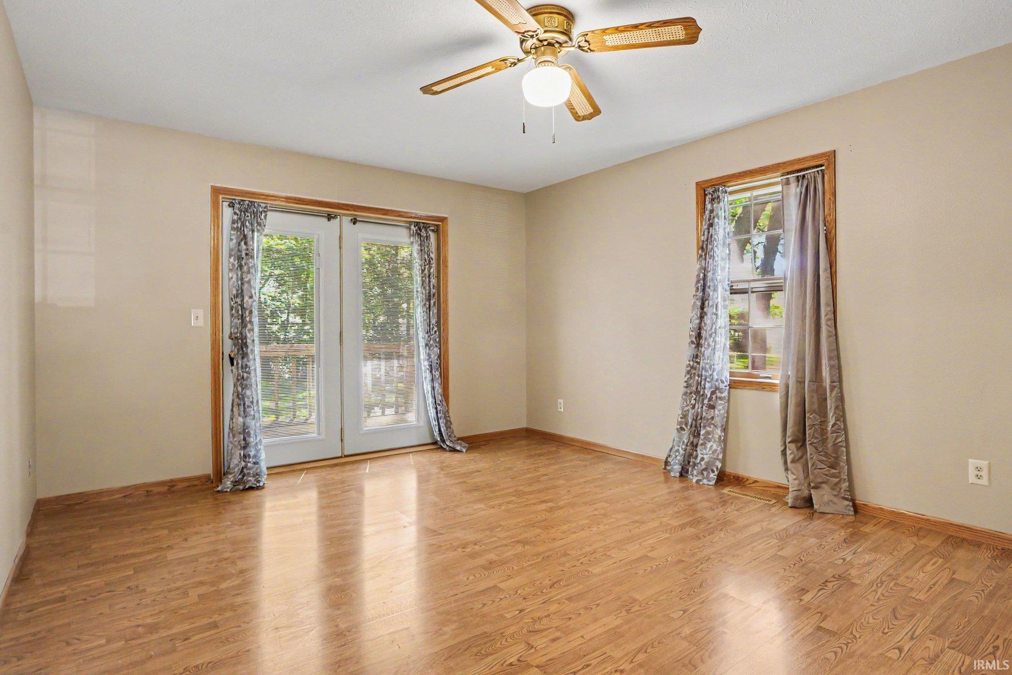 55864 Jefferson Knolls Drive Osceola IN 46561