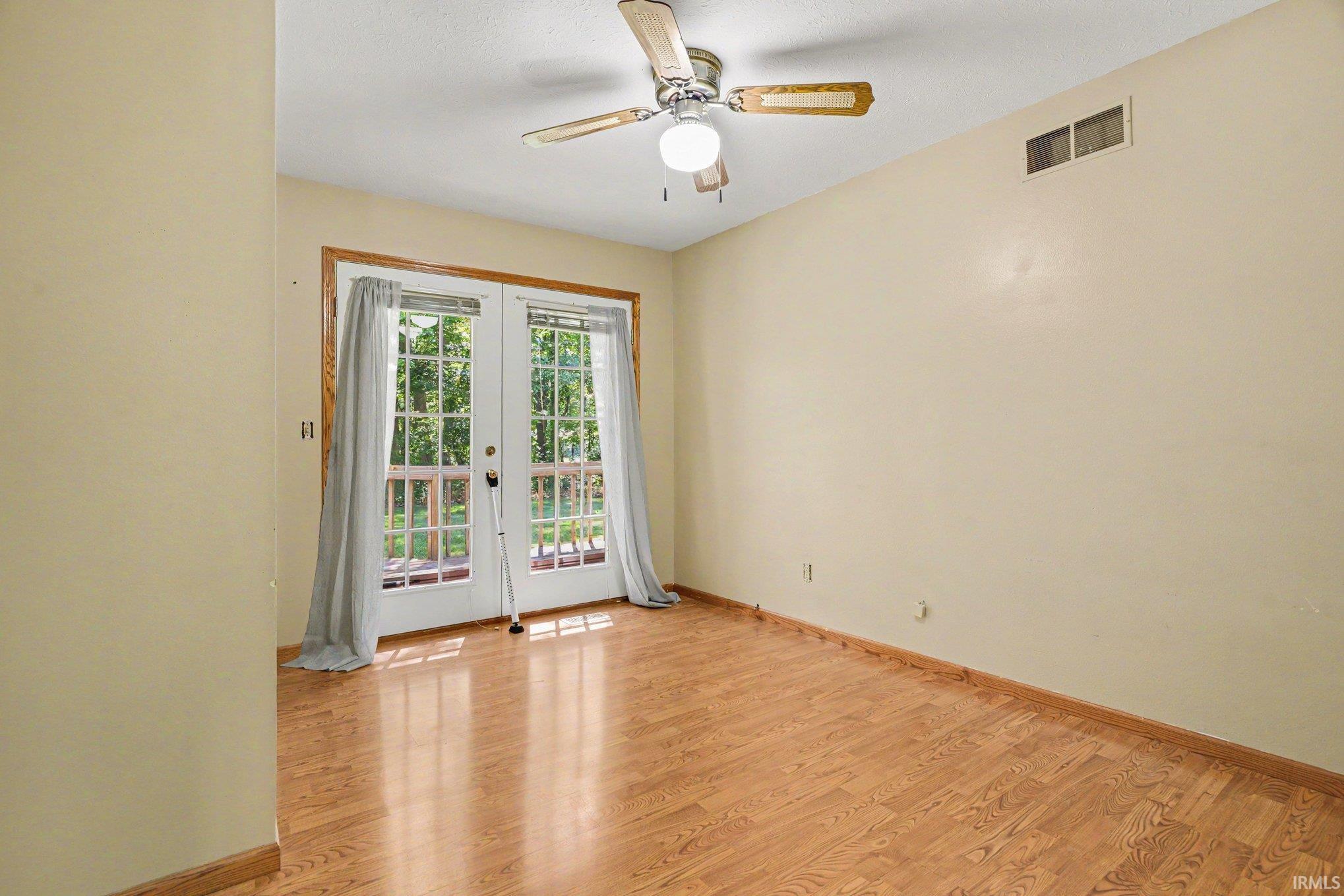 55864 Jefferson Knolls Drive Osceola IN 46561