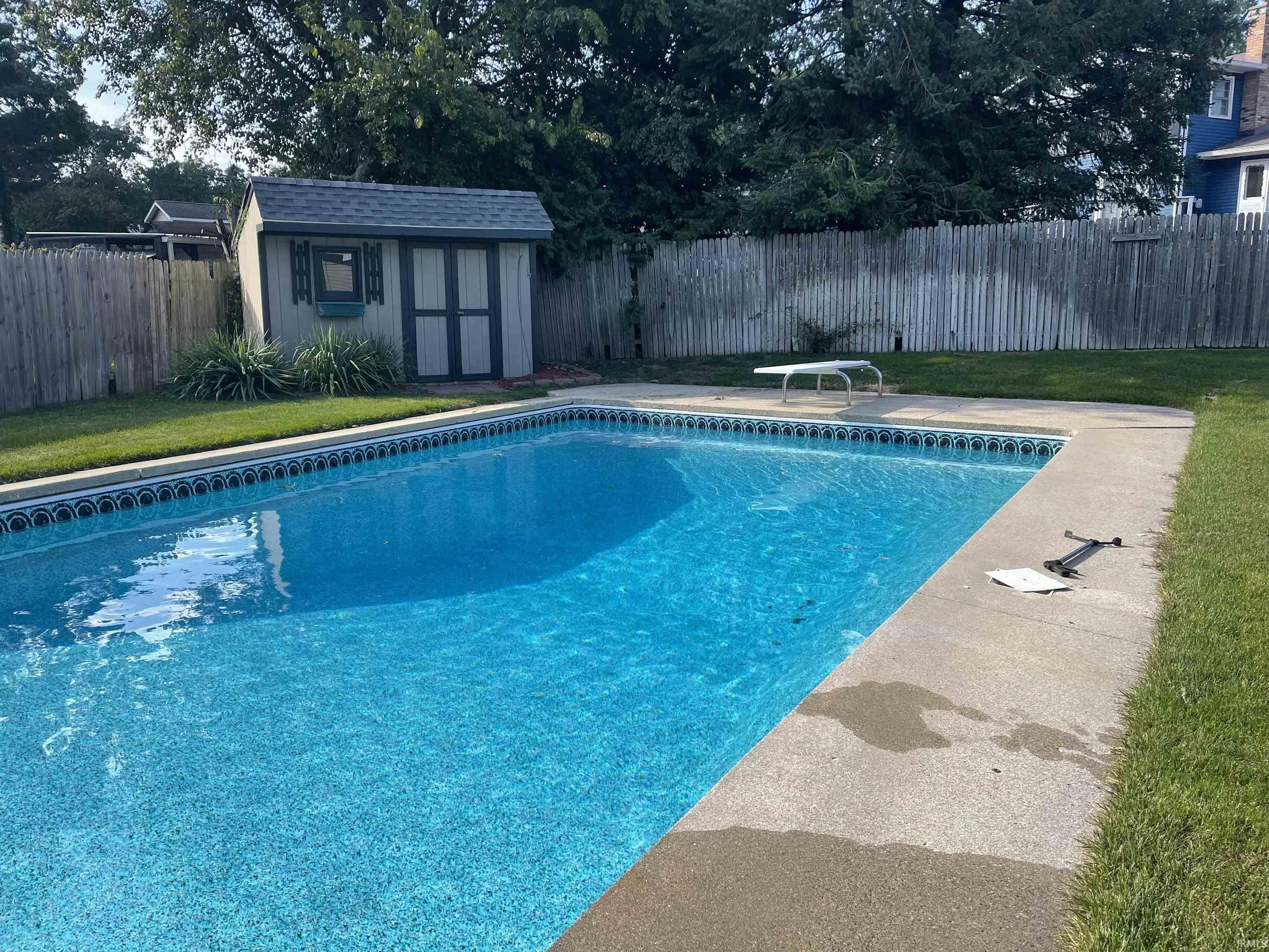 51043 Shady Lane Elkhart IN 46514