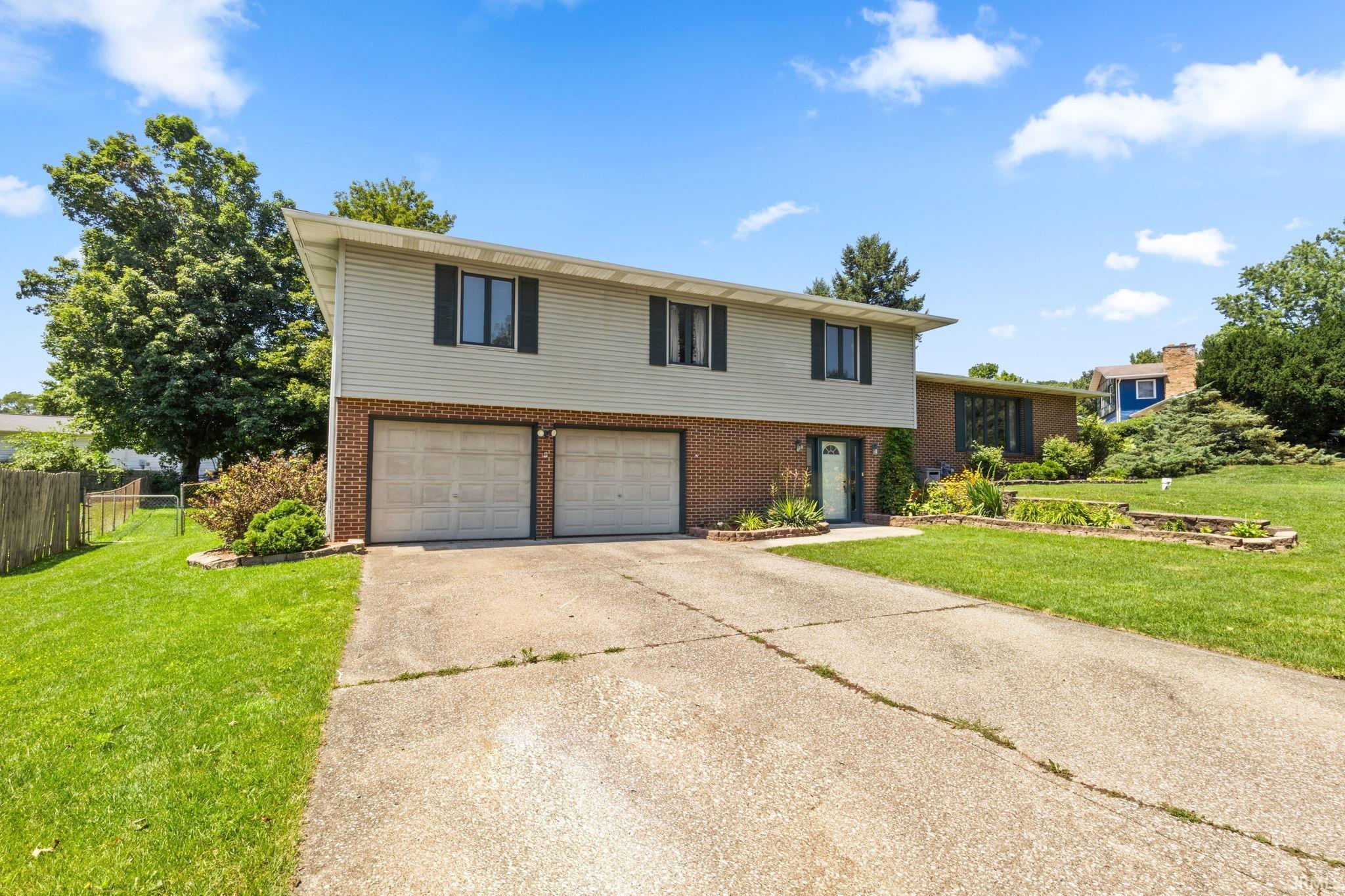 51043 Shady Lane Elkhart IN 46514