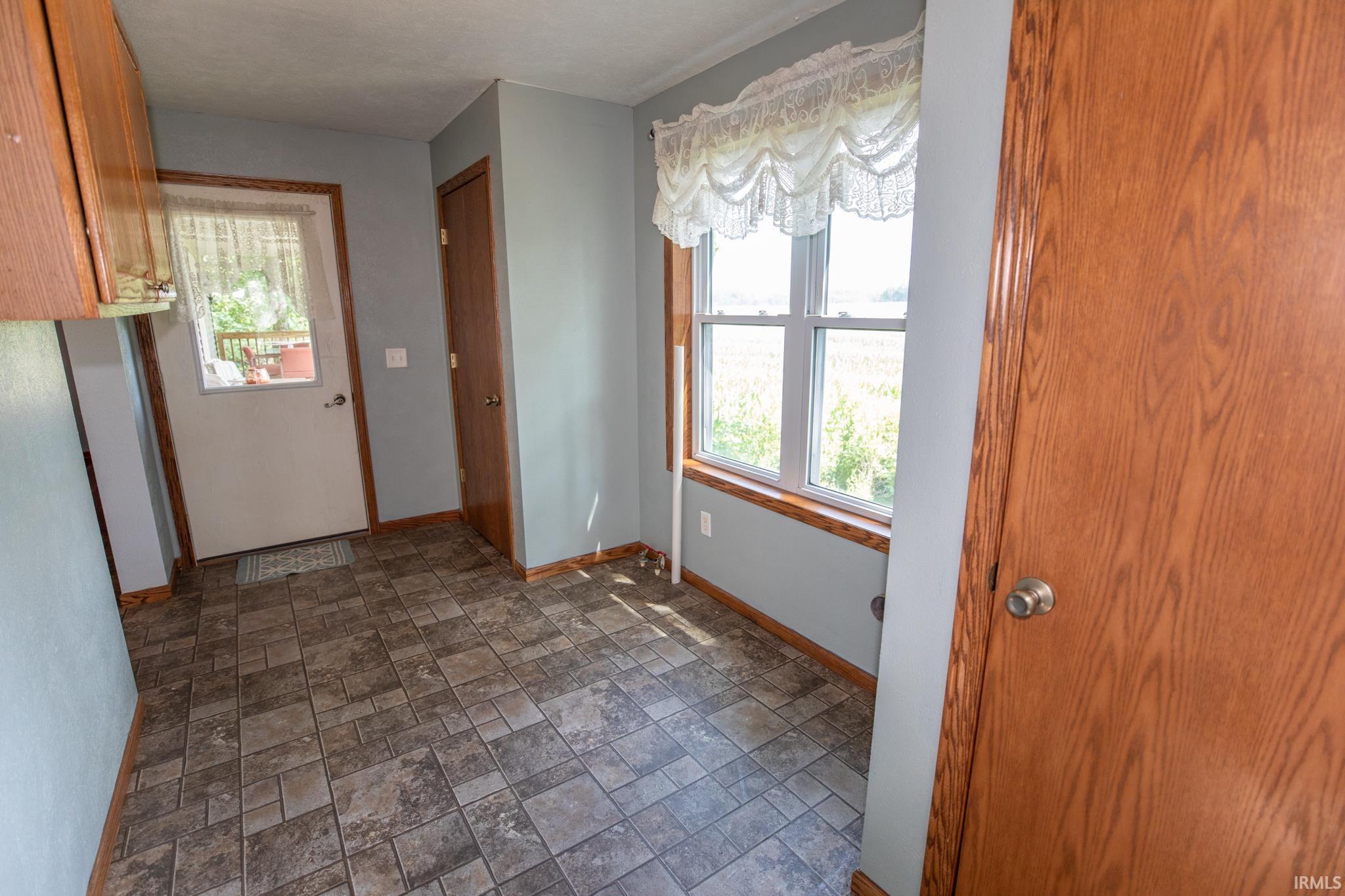 619 E 1500 N Akron IN 46910