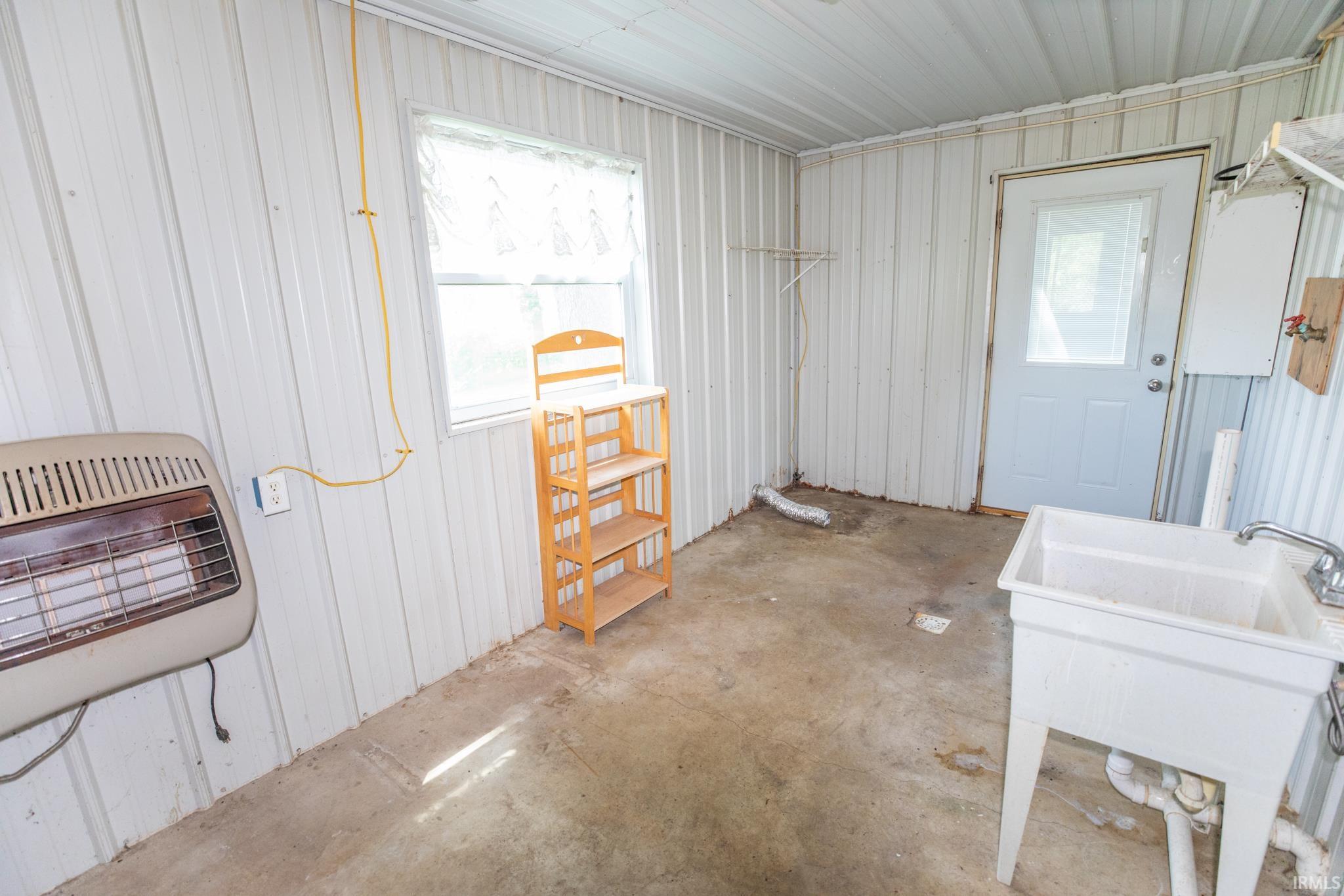 619 E 1500 N Akron IN 46910