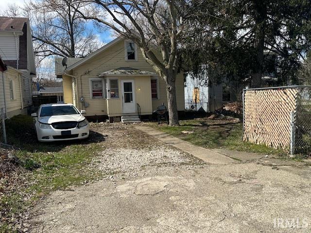 2806 S Michigan Street South Bend IN 46614
