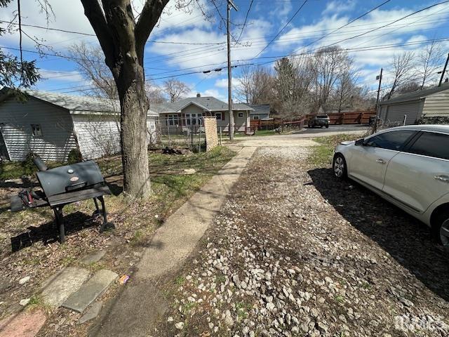 2806 S Michigan Street South Bend IN 46614