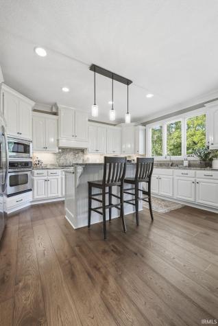 229 Eagle Cliff Cove Huntertown IN 46748