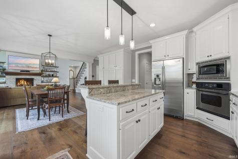 229 Eagle Cliff Cove Huntertown IN 46748