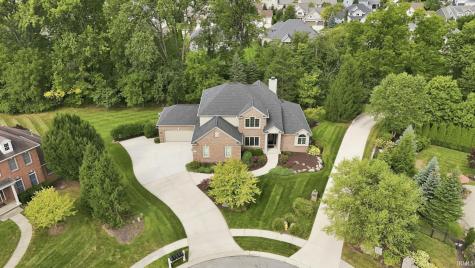 229 Eagle Cliff Cove Huntertown IN 46748