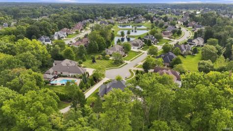 229 Eagle Cliff Cove Huntertown IN 46748
