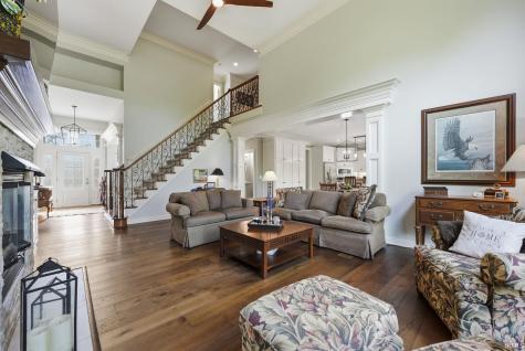 229 Eagle Cliff Cove Huntertown IN 46748