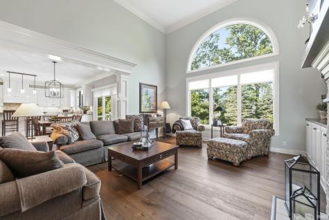 229 Eagle Cliff Cove Huntertown IN 46748