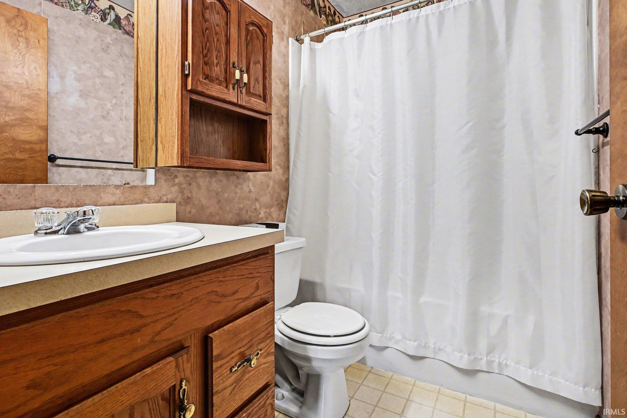 62777 Planeville Avenue Goshen IN 46528