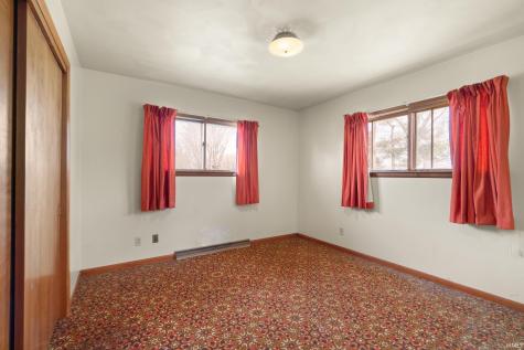 102 Eastgate Avenue Loogootee IN 47553