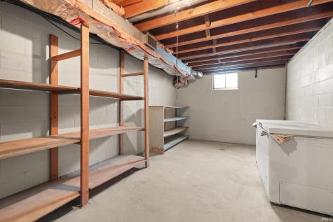102 Eastgate Avenue Loogootee IN 47553