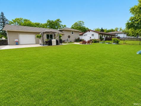 9375 Roosevelt Place Crown Point IN 46307