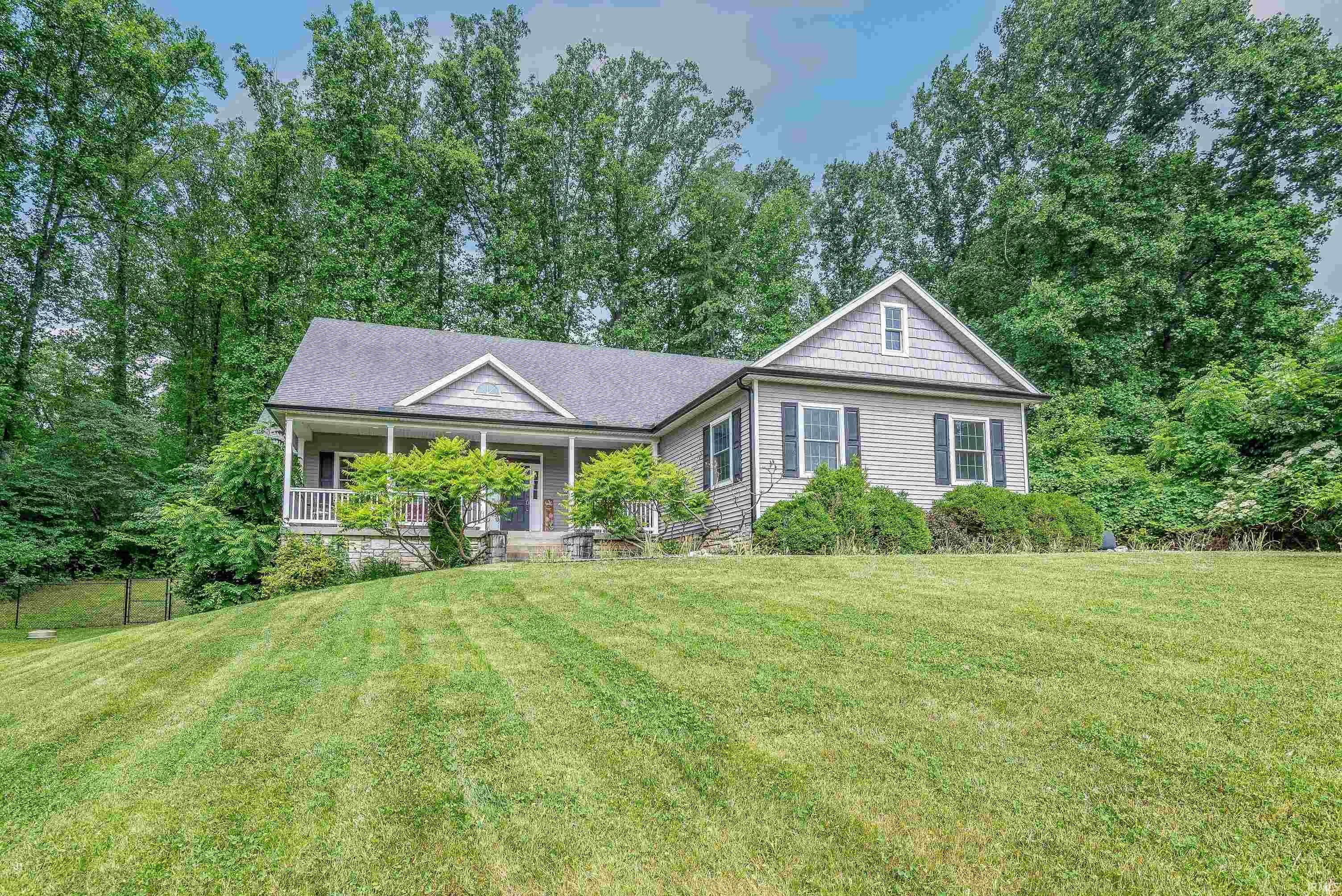 4923 N Chatham Drive Bloomington IN 47404