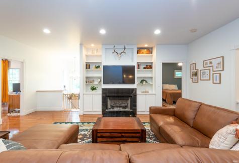 4923 N Chatham Drive Bloomington IN 47404