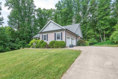 4923 N Chatham Drive Bloomington IN 47404