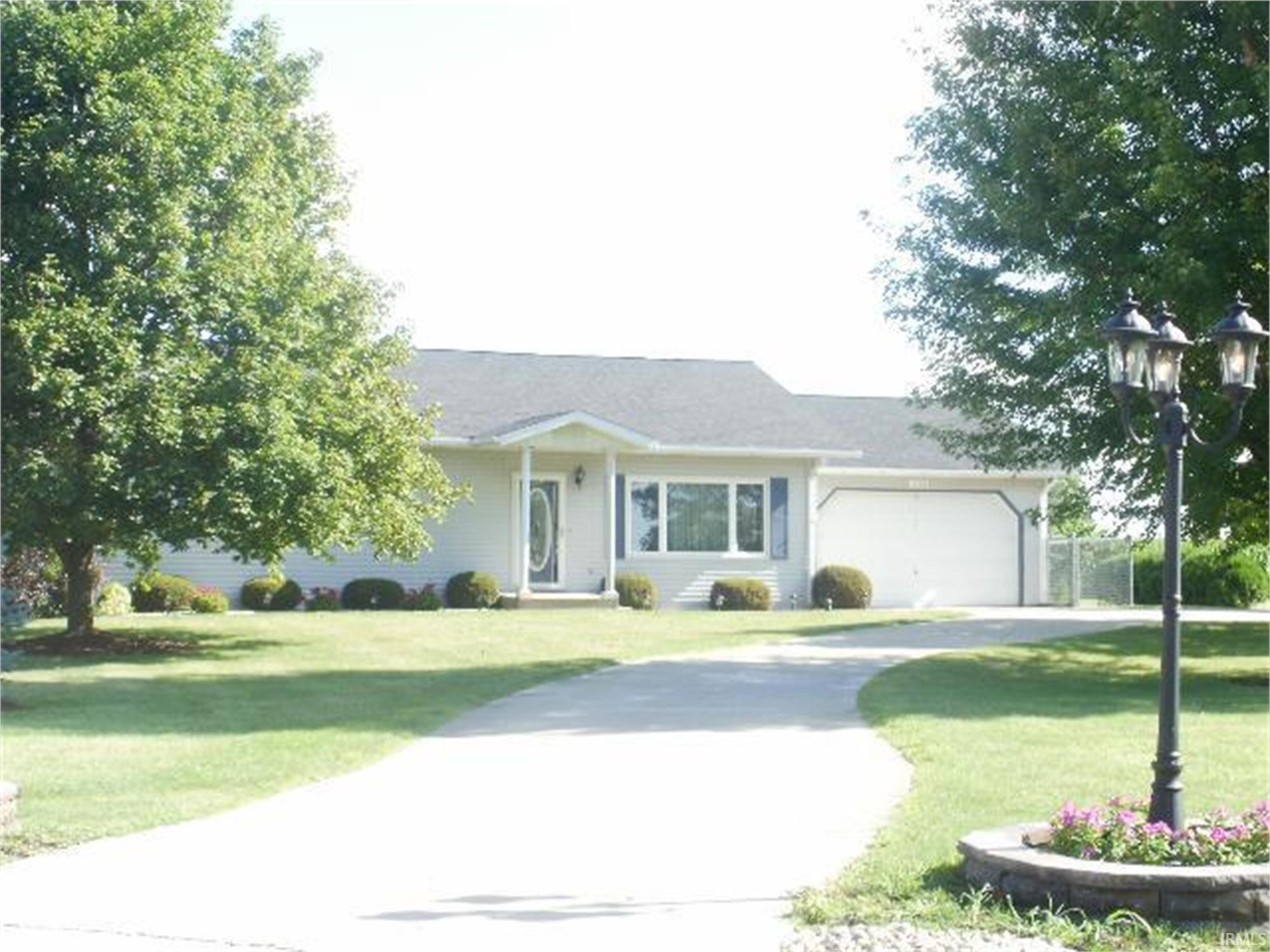 11521 County Road 24 Middlebury IN 46540