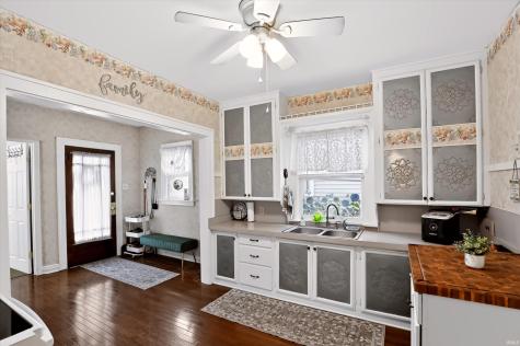 934 E Lincolnway Mishawaka IN 46544