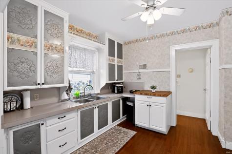 934 E Lincolnway Mishawaka IN 46544