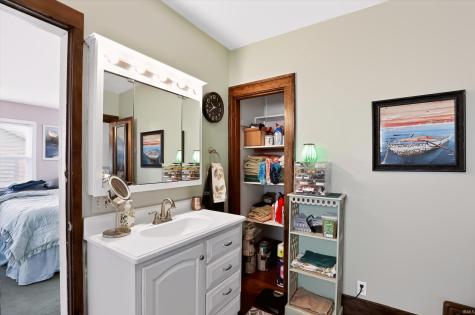934 E Lincolnway Mishawaka IN 46544