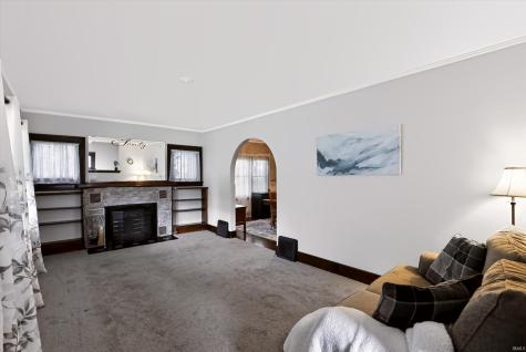 934 E Lincolnway Mishawaka IN 46544